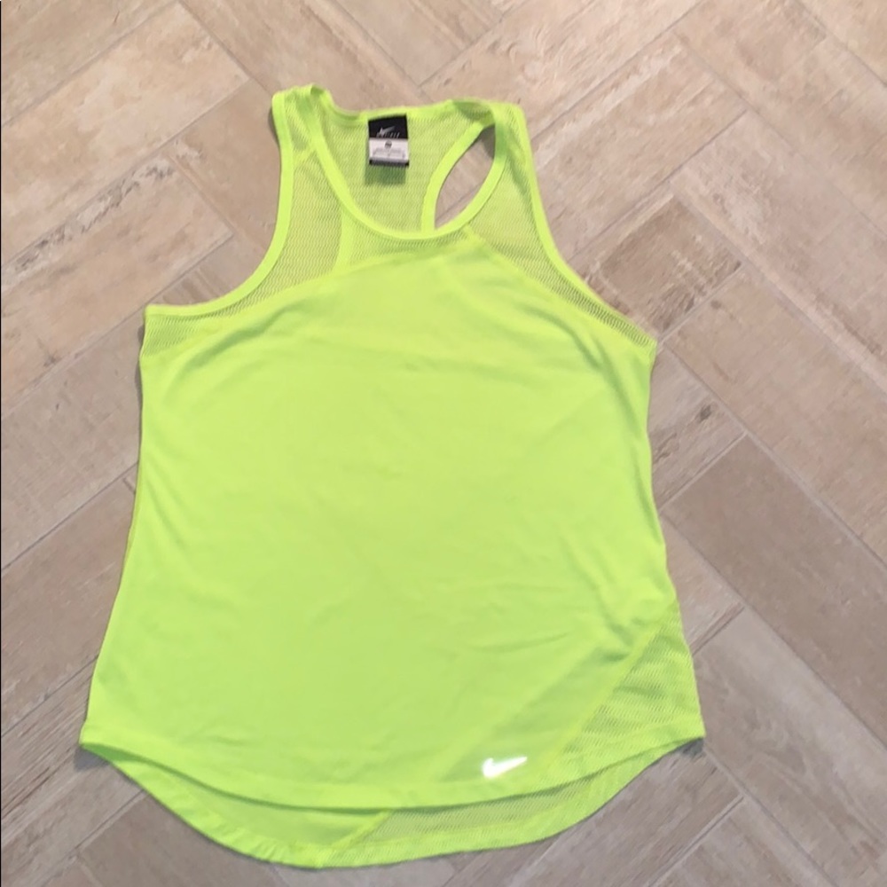 ✨3 for $15✨ Nike Dry-Fit Tank